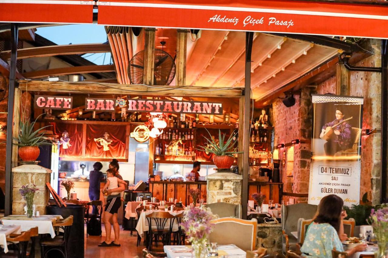 Goodman & Bistro Анталія