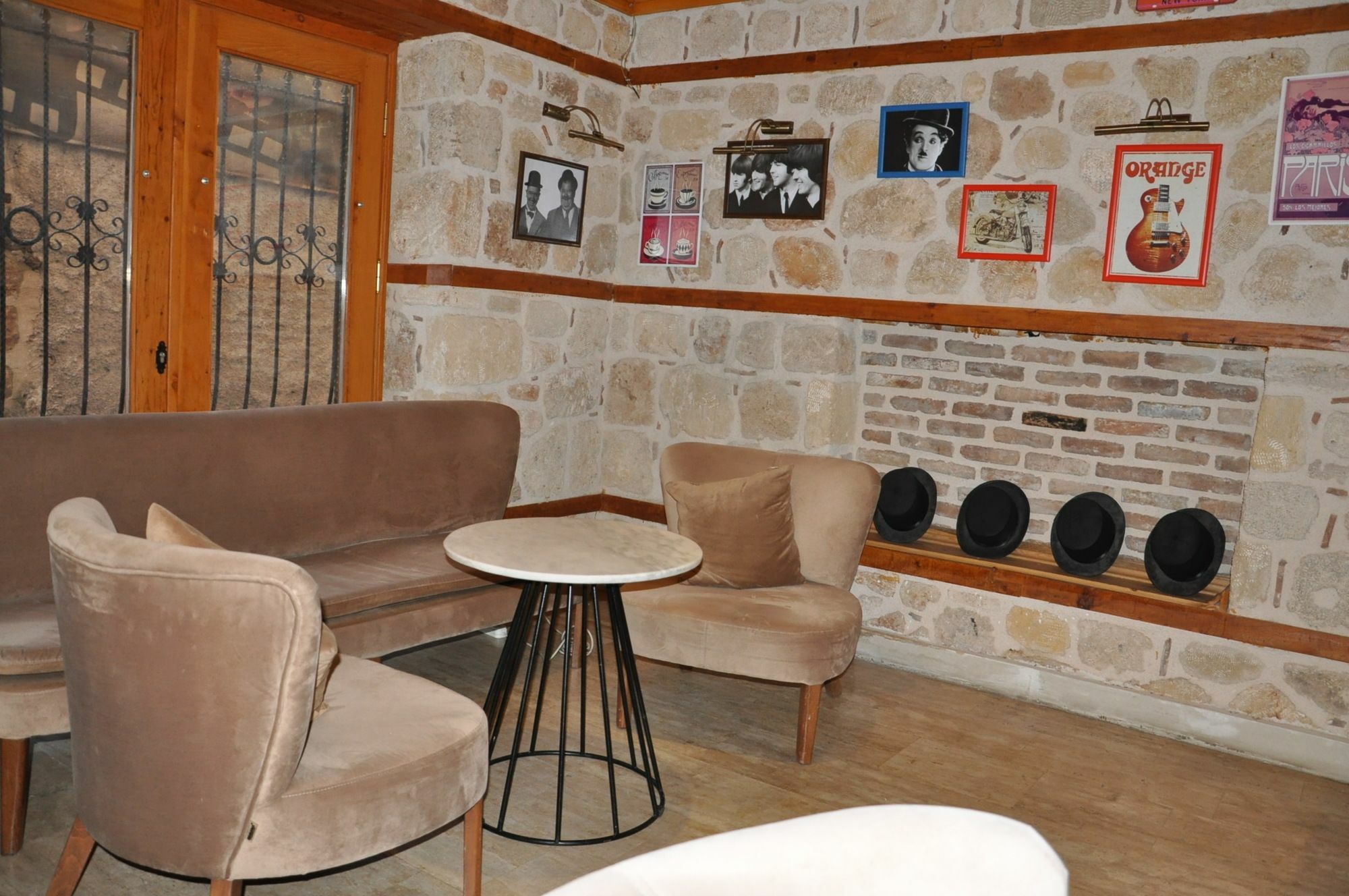 Goodman & Bistro Анталія